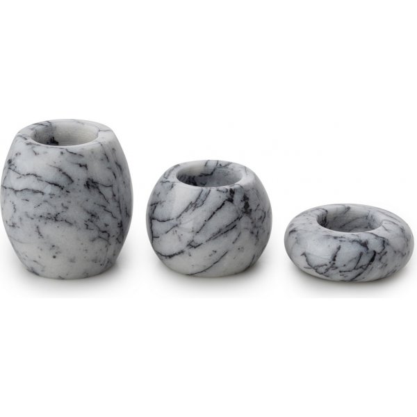 Ljushållare i vit marmor från Sicilien - 3 delar Ljushållare i vit marmor från Sicilien - 3 delar