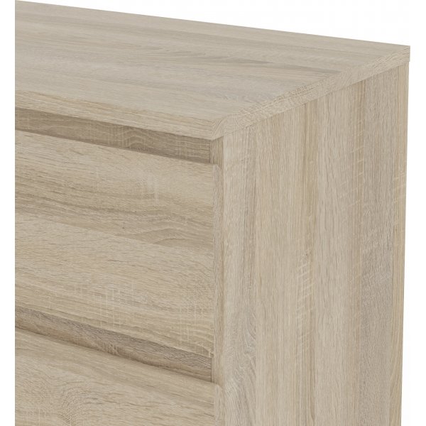 Nova byr med 3 ldor - Ek