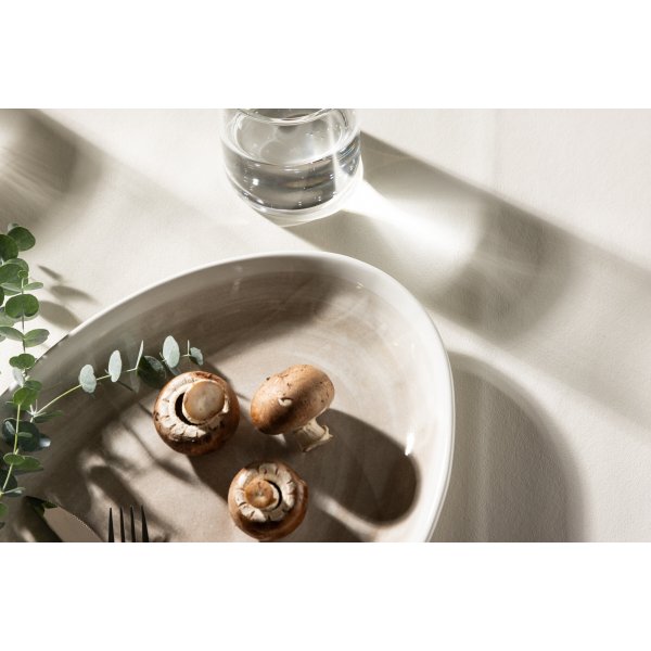 Jublie tallrik 36 x 24 cm - Beige Jublie tallrik 36 x 24 cm - Beige