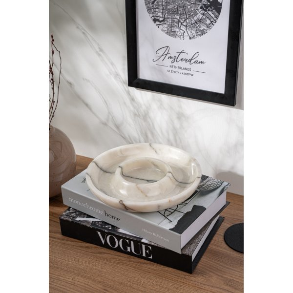 Dekorationsfat i vit marmor från Sicilien Dekorationsfat i vit marmor från Sicilien