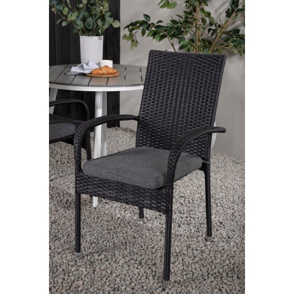 Break utematgrupp med 2 st Anna stolar - Grå/Vit Break utematgrupp med 2 st Anna stolar - Grå/Vit