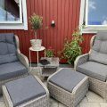 Kundbild Santiago utem�belset med f�llbara f�t�ljer och bord i gr� rotting