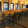 20 barpallar som används vid våra specialgjorda bar-bord på kontoret. Vi ville ha lite industri-look här. Barstol Industry - Borstat stål