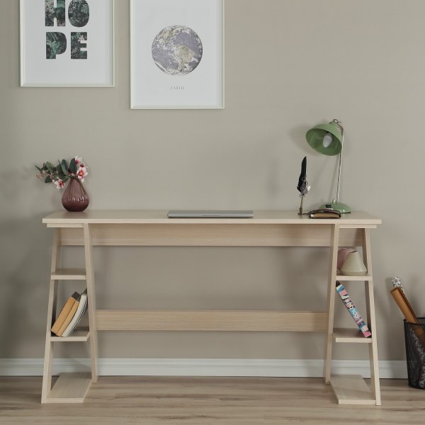 Lungo skrivbord 140 x 60 cm - Ljus ek Lungo skrivbord 140 x 60 cm - Ljus ek