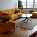 Skön och snygg soffa som är skön att sitta på. Howard Barkley svängd 4-sits soffa - Valfri färg