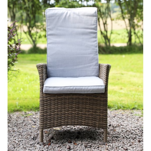 Table de groupe d'extérieur Lysekil avec 6 chaises pliantes Table de groupe d'extérieur Lysekil avec 6 chaises pliantes