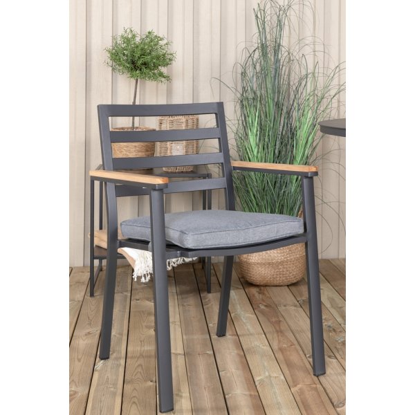 Alma utematgrupp med 4 st Brasilia stolar - Svart/Natur