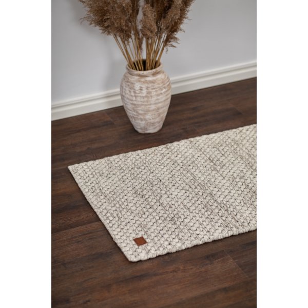 Torekov handvvd matta Vit