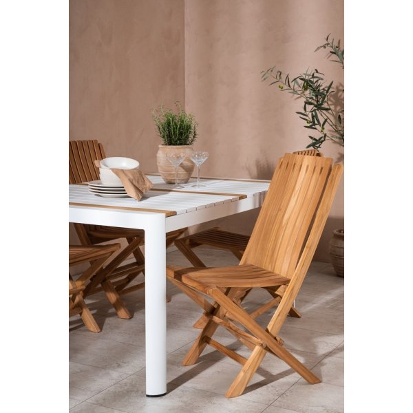 Togo utematgrupp med 4 st Ghana stolar - Teak/Vit Togo utematgrupp med 4 st Ghana stolar - Teak/Vit