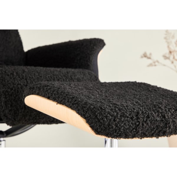 Hagn reclinerftlj med fotpall - Svart/oljad ek + Textilrengring fr mbler