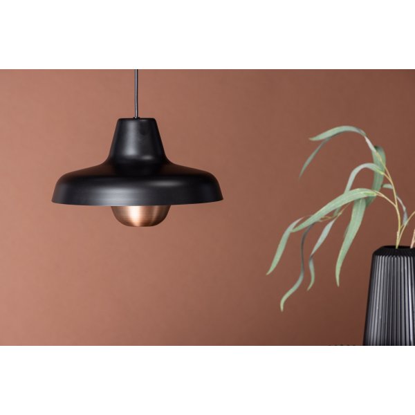 Högbyn taklampa - Svart/Koppar Högbyn taklampa - Svart/Koppar