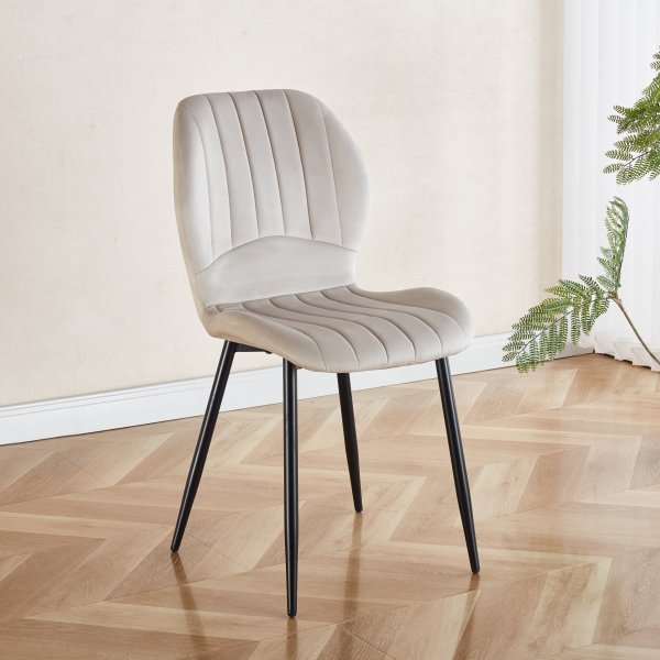 Matgrupp Sand� matbord �120cm i vit terazzo med 4st Santos matstol i beige velvet