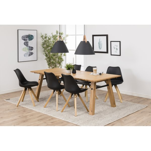 Dima matstol - Svart PU/gummiträ Dima matstol - Svart PU/gummiträ