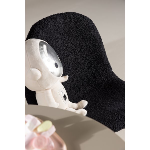 Polar barnstol - Svart teddy Polar barnstol - Svart teddy