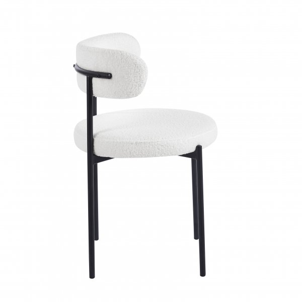 Matgrupp Crossby bord �120cm i svartbetsad ek med 4st Wilma matstol i vitt teddy