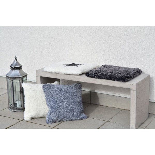 Curly stolsdyna fårskinn Sahara/vit Curly stolsdyna fårskinn Sahara/vit