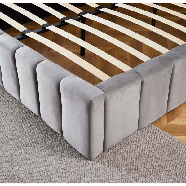 Sngram med led-belysning 180x200 cm