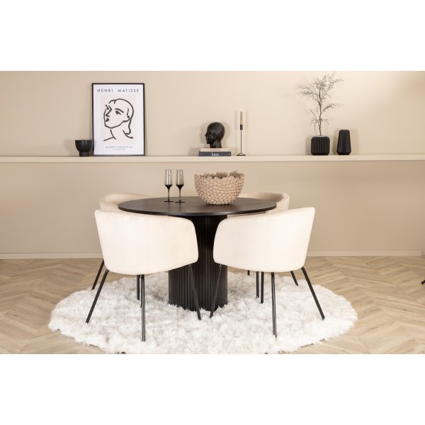 Bianca Matgrupp runt svart matbord med 4 st Berit beige stolar Bianca Matgrupp runt svart matbord med 4 st Berit beige stolar