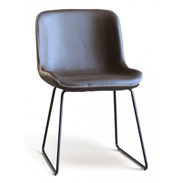 Granit matgrupp; Bord 180x90 cm Ek/Svart med 6 st Texas matstolar brun PU Granit matgrupp; Bord 180x90 cm Ek/Svart med 6 st Texas matstolar brun PU