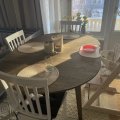 Kundbild Genova runt matbord 110-160 cm - Brunoljad ek: Så snyggt bord och bra kvalité! Är...