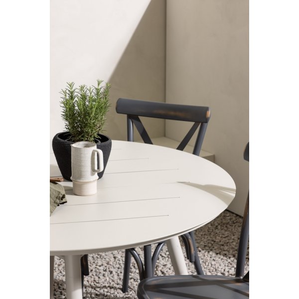 Lina utematgrupp med 4 st Peking stolar - Beige/Mörkgrå Lina utematgrupp med 4 st Peking stolar - Beige/Mörkgrå