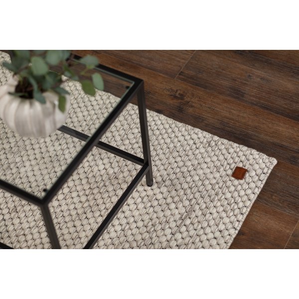 Torekov handvvd matta Vit