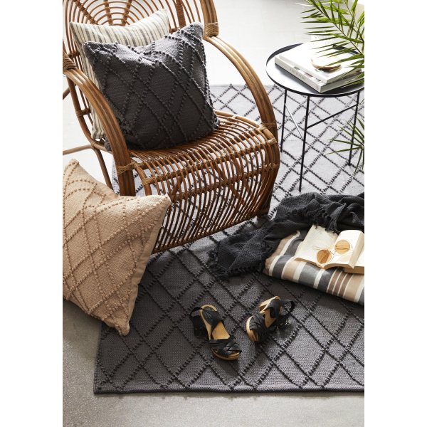 Alma kuddfodral 50 x 50 cm - Beige Alma kuddfodral 50 x 50 cm - Beige
