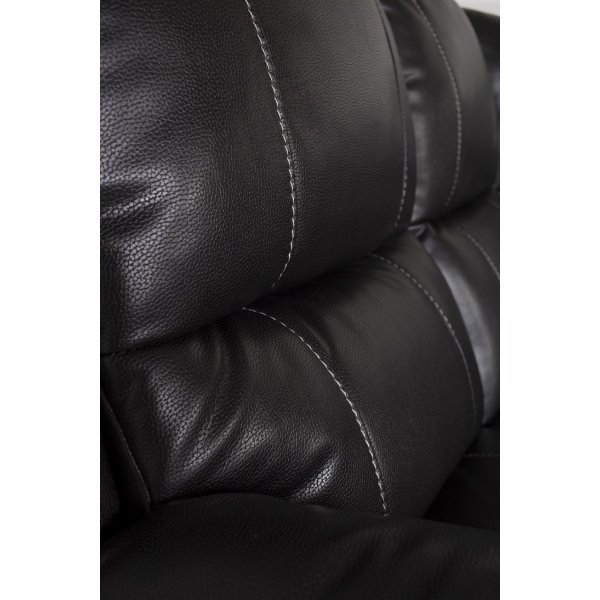 Elrecliner i svart microfiber Elrecliner i svart microfiber