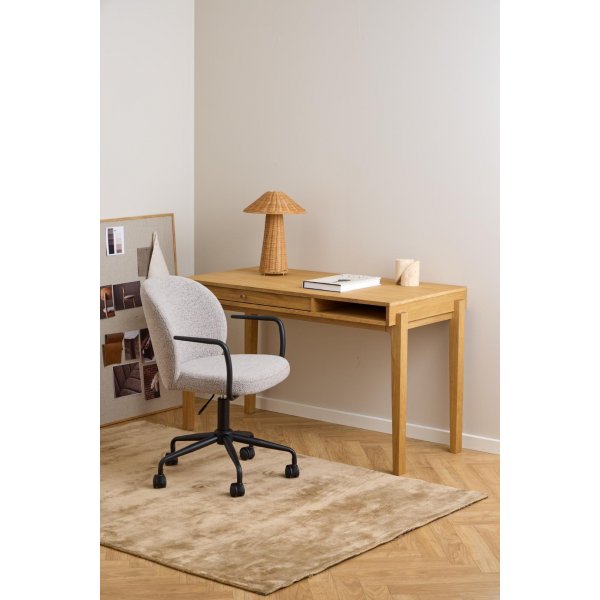 Patricia kontorsstol - Beige bouclé/matt svart Patricia kontorsstol - Beige bouclé/matt svart
