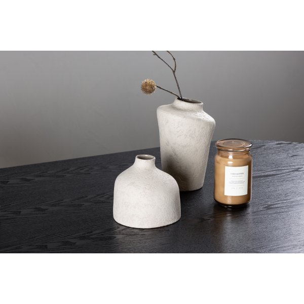 Isolde matbord 180 x 90 cm - Svart Isolde matbord 180 x 90 cm - Svart