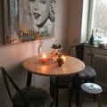 Kundbild Industry matstol i plåt - Svart: köksbord och stolar