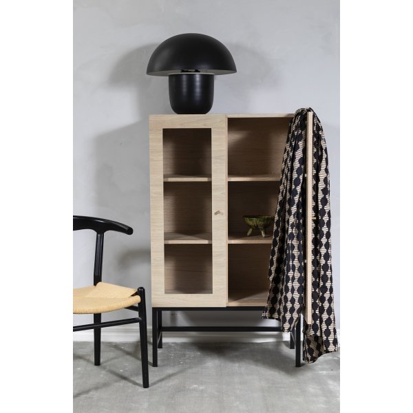 Carl vitrinskåp lågt (Highboard) - Whitewash + Möbeltassar Carl vitrinskåp lågt (Highboard) - Whitewash + Möbeltassar