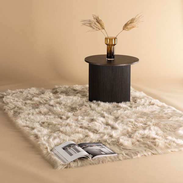 Katy fäll 230 x 160 cm - Beige fuskpäls Katy fäll 230 x 160 cm - Beige fuskpäls