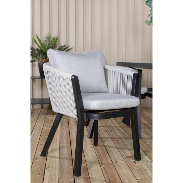 Virya utematgrupp med 4 st Virya stolar - Svart/Grå Virya utematgrupp med 4 st Virya stolar - Svart/Grå