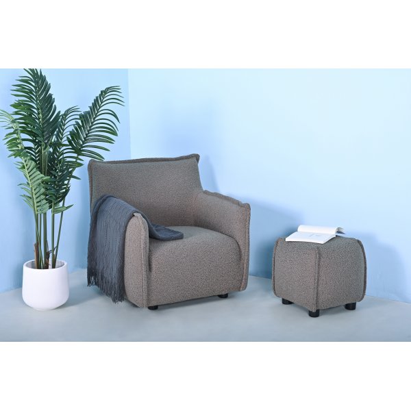 Pall 48x48 cm i mörkbeige bouclè Pall 48x48 cm i mörkbeige bouclè