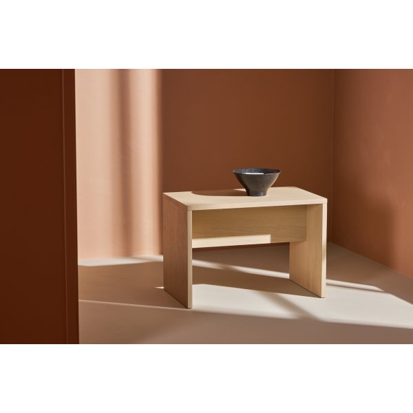 Juni soffbord 58 x 35 cm - Whitewash Juni soffbord 58 x 35 cm - Whitewash