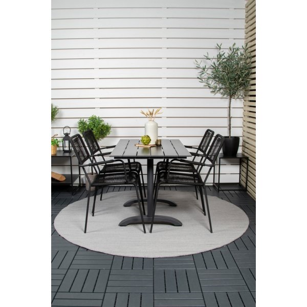 Denver utematgrupp med 4 st Lindos karmstolar - Svart Denver utematgrupp med 4 st Lindos karmstolar - Svart