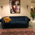 Kundbild Royal Chesterfield 3-sits soffa i sammet mörkblå: Blev jätte bra!