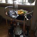 Kundbild Butler 3 - Drink & serveringsvagn (svart/krom): Snygg och användbar!!