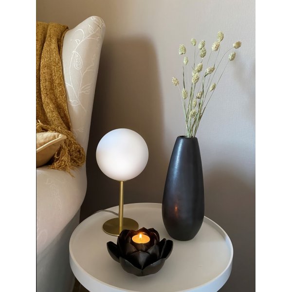 Lampe de table Molekyl - Laiton mat/blanc Lampe de table Molekyl - Laiton mat/blanc