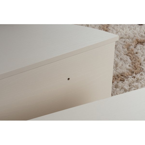 Orion soffbord 90 x 90 cm - Vitmålat trä Orion soffbord 90 x 90 cm - Vitmålat trä