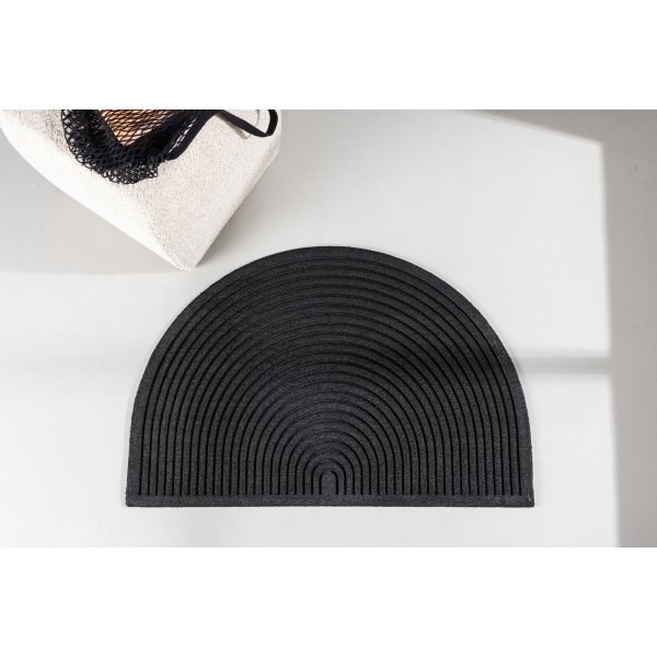 Teodor dörrmatta 60 x 90 cm - Svart Teodor dörrmatta 60 x 90 cm - Svart