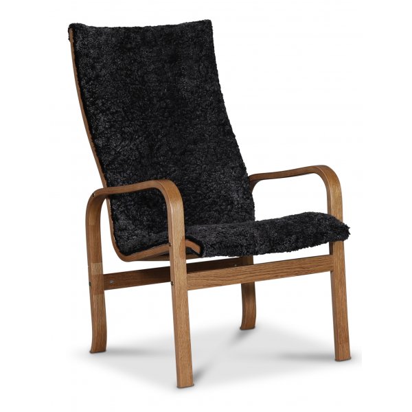 Fushion fåtölj i fårskinn scandinavian dark grey - Brunbetsad ek Fushion fåtölj i fårskinn scandinavian dark grey - Brunbetsad ek