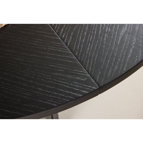 Strada matbord 120-170 x 120 cm - Svart Strada matbord 120-170 x 120 cm - Svart