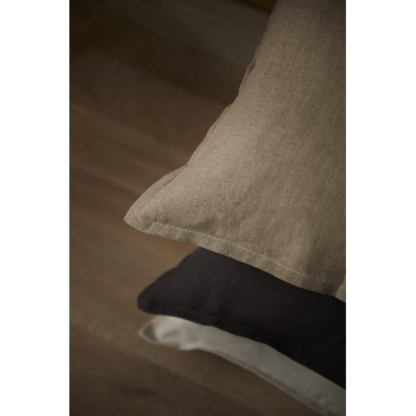 Ingrid kussenhoes 45 x 45 cm - Gebroken wit