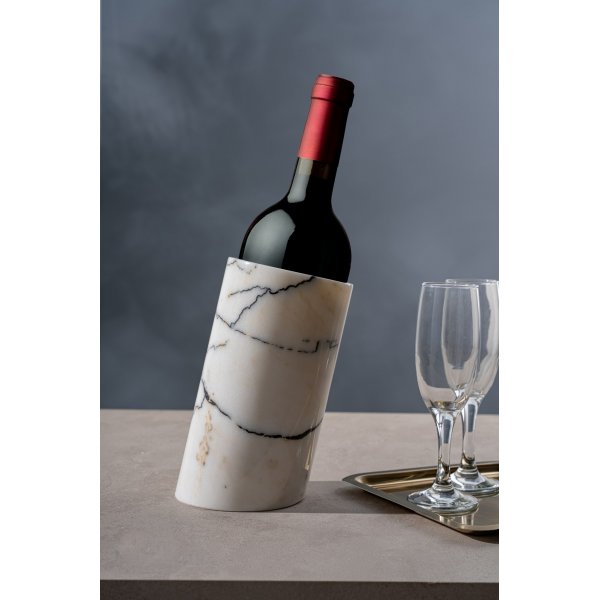 Vinhllare i vit marmor frn Sicilien