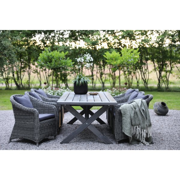 Oxford utematgrupp; grått bord 220 cm inkl 6 st Mercury fåtöljer grå konstrotting Oxford utematgrupp; grått bord 220 cm inkl 6 st Mercury fåtöljer grå konstrotting