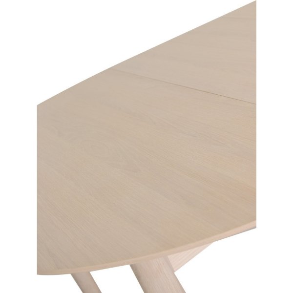 Table à manger Karmöy 130-230 x 130 cm - Placage chêne pigmenté blanc Table à manger Karmöy 130-230 x 130 cm - Placage chêne pigmenté blanc