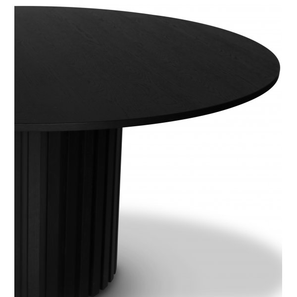 PiPi runt matbord Ø150 cm - Svartbetsat trä PiPi runt matbord Ø150 cm - Svartbetsat trä