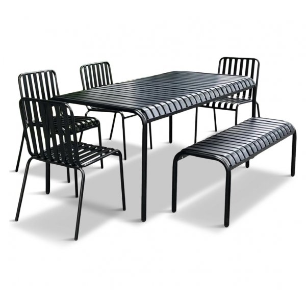 Särö utegrupp; Matbord med 4 st stolar och 1 st bänk Särö utegrupp; Matbord med 4 st stolar och 1 st bänk